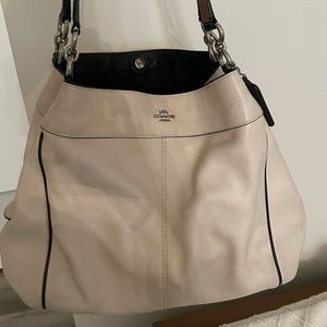 Coach leather off white shoulder purse
